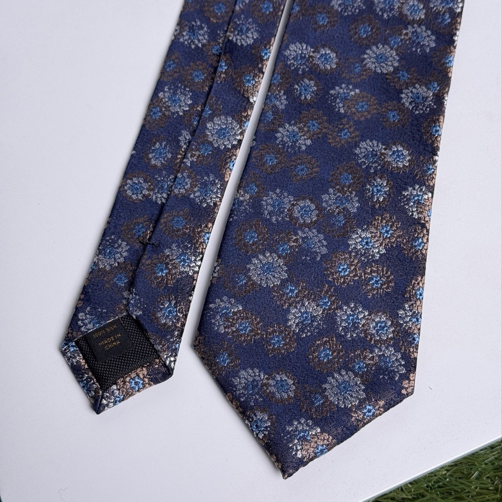 Jos A Bank Reserve Tie 100% Silk Navy Blue Floral Jacquard Mens